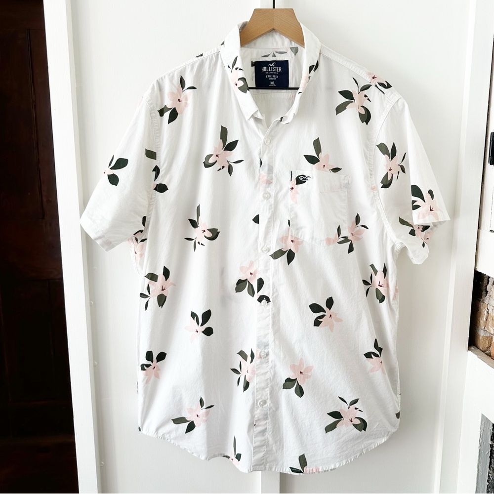 HOLLISTER white floral button down